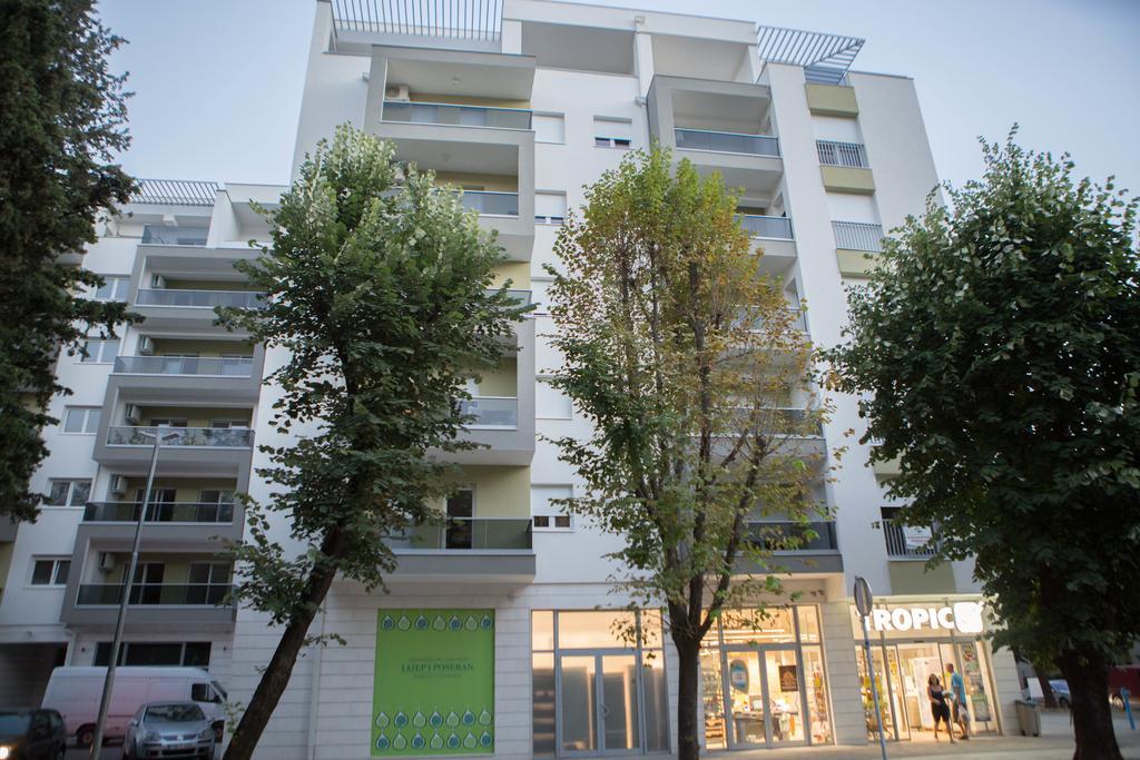 Apartman Luna トレビニエ エクステリア 写真